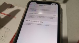 Mint
													Apple iPhone Xr - Unlocked Non-US, White, 64 GB, A2105 GSM Only, photo 3 of 11
