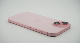 Mint
													Apple iPhone 15 - Unlocked, Pink, 128 GB, A2846, photo 4 of 7