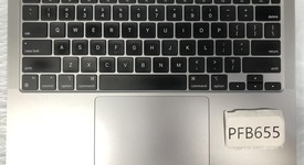 Good
													MacBook Air 2020 - 13" - Apple M1, Gray, 256 GB, 8 GB, photo 2 of 11