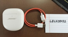 Used
													Bose QuietComfort Ultra Earbuds - White, photo 2 of 3