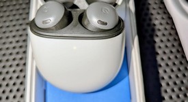Used
													Google Pixel Buds Pro - Charcoal, photo 4 of 10