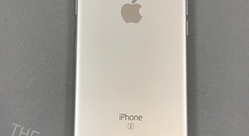 Good
													Apple iPhone 6S - Unlocked, Silver, 64 GB, A1633, photo 2 of 2