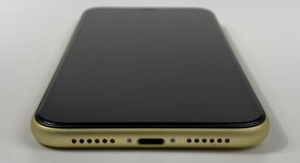 Good
													Apple iPhone 11 - Unlocked, Yellow, 64 GB, A2111, photo 4 of 8