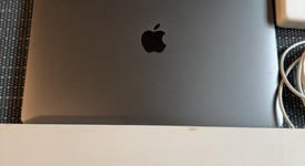 Good
													MacBook Pro 2017 (No Touch Bar) - 13" - I5, Gray, 256 GB, 8 GB, photo 5 of 6