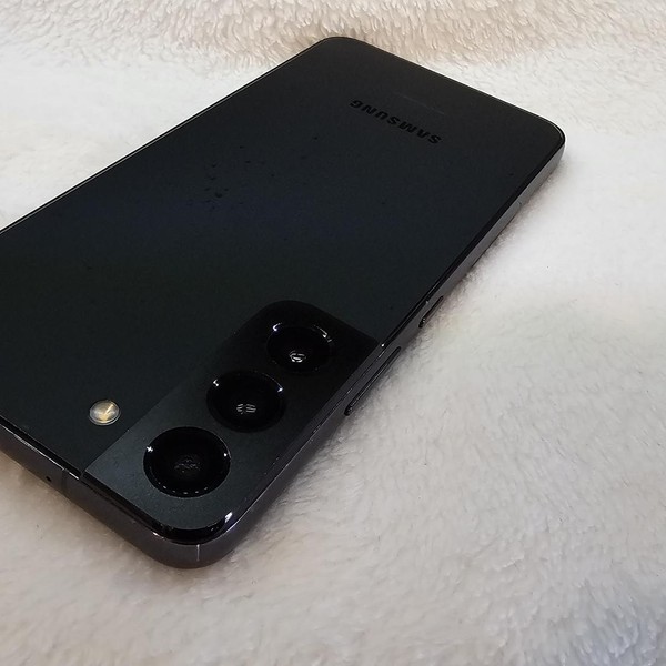 Samsung Galaxy S22 - Unlocked, Black, 256 GB, 8 GB, SM-S901U1