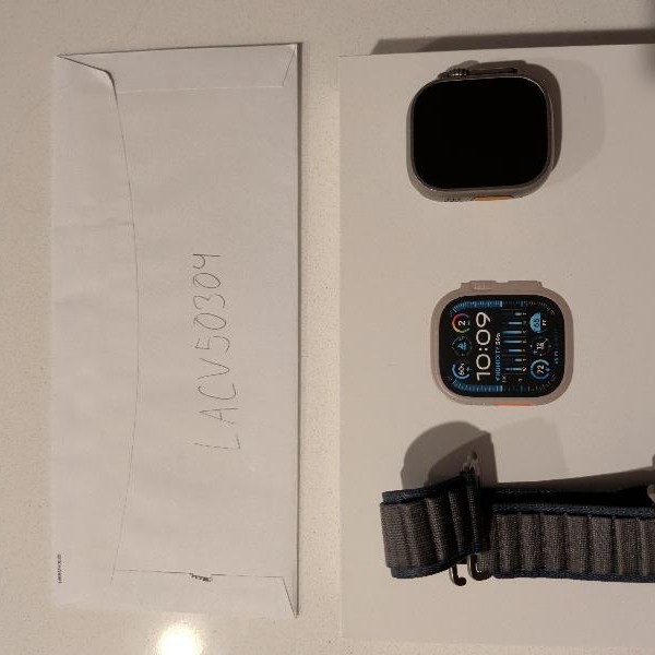 Apple Watch Ultra 2 49mm - Unlocked, Natural, A2986