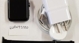 Fair
													Apple Watch Series 3 42mm - Unlocked, Gray, A1861, Aluminum, photo 4 of 4