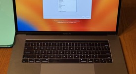 Good
													MacBook Pro 2017 (With Touch Bar) - 15" - I7, Silver, 256 GB, 16 GB, photo 1 of 6