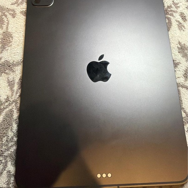 Apple iPad Pro 11 inch (M5) 2025 - Unlocked, 256 GB, Space Black, Apple M5 9-Core, A3358, Standard Glass