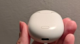 Used
													Google Pixel Buds Pro - Charcoal, photo 2 of 7