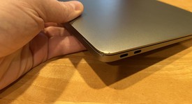 Good
													MacBook Air 2020 - 13" - I5, Silver, 256 GB, 8 GB, photo 4 of 14