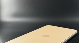 Mint
													Apple iPhone 11 Pro Max - Unlocked, Gold, 256 GB, A2161, photo 5 of 6