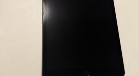 Good
													Apple iPad 9th Gen - Unlocked, Gray, 64 GB, A2603, photo 2 of 7