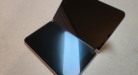 Good
													Microsoft Surface Duo - Unlocked, White, 128 GB, 6 GB, photo 2 of 7