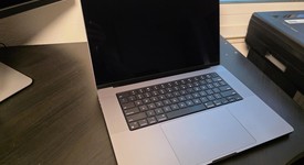 Good
													MacBook Pro 2021 - 16" - Apple M1 Max, Silver, 512 GB, 64 GB, photo 2 of 18