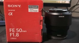 Good
													Sony FE 50mm f/1.8 E-Mount, photo 3 of 7