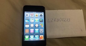 Good
													Apple iPod Touch 4th Gen - Wi-Fi, Black, 8 GB, photo 1 of 2