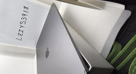 Mint
													Apple iPad Air 13" (M3) 2025 - Unlocked, Gray, 128 GB, photo 4 of 6