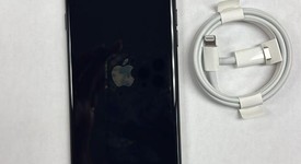 Mint
													Apple iPhone SE 3rd Gen 2022 - Unlocked, Midnight, 64 GB, A2595, photo 1 of 9