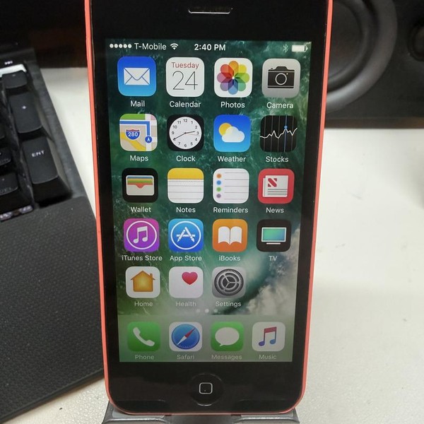 Apple iPhone 5C - Unlocked, 32 GB, Pink, A1532