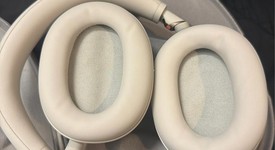 Used
													Sony WH-1000XM6 - Platinum Silver, photo 2 of 5