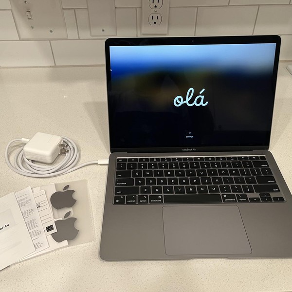 MacBook Air 2020 - 13 inch - 512 GB, Gray, 16 GB, Apple M1