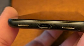 Good
													Google Pixel 4a - Unlocked, Black, 128 GB, 6 GB, photo 5 of 7