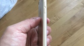 Good
													Apple iPhone 6 - Unlocked, Gold, 16 GB, A1549, photo 5 of 9