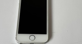 Good
													Apple iPhone SE 1st Gen 2016 - Unlocked, Silver, 16 GB, A1662, photo 2 of 7