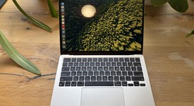 Mint
													MacBook Air 2024 (M3) - 13" - Apple M3, Starlight, 256 GB, 16 GB, 8-core GPU, photo 5 of 10