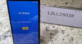 Mint
													Moto X4 - Unlocked, Black, 32 GB, 3 GB, Android One, photo 5 of 5