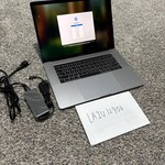 Good MacBook Pro 2019 - 15 inch - 512 GB, Gray, 16 GB, Intel Core i9
