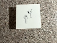 Apple AirPods 4th Gen