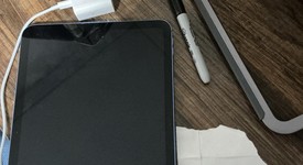 Good
													Apple iPad 11th Gen - Unlocked, Blue, 128 GB, A3355, photo 2 of 5