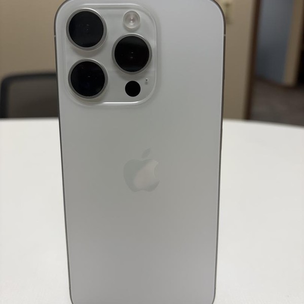 Apple iPhone 15 Pro - Unlocked, 512 GB, White, A2848