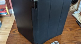 Good
													Apple iPad 5th Gen - Wi-Fi, Gray, 32 GB, A1822, photo 3 of 4