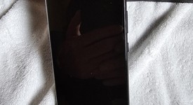 Mint
													Asus ROG Phone 6 - Unlocked, Black, 256 GB, 12 GB, Batman Edition, photo 3 of 13