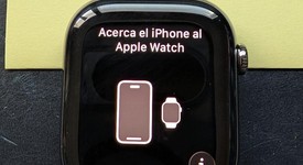 Good
													Apple Watch Series 10 46mm - Unlocked, Natural, A3003 - Cellular, Titanium, photo 3 of 17