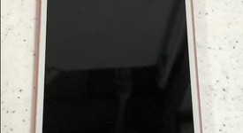 Fair
													Apple iPhone 7 Plus - Unlocked, Rose Gold, 32 GB, A1661, photo 4 of 4