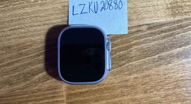 Good
													Apple Watch Ultra 49mm - Unlocked, Titanium, A2622, photo 2 of 7