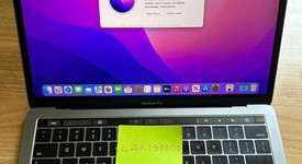 Mint
													MacBook Pro 2016 (With Touch Bar) - 13" - Silver, 512 GB, 16 GB, photo 1 of 14