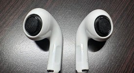 Used
													Apple AirPods Pro 2nd Gen - USB-C, photo 3 of 8