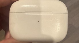 Used
													Apple AirPods Pro 2nd Gen - Lightning, photo 4 of 8