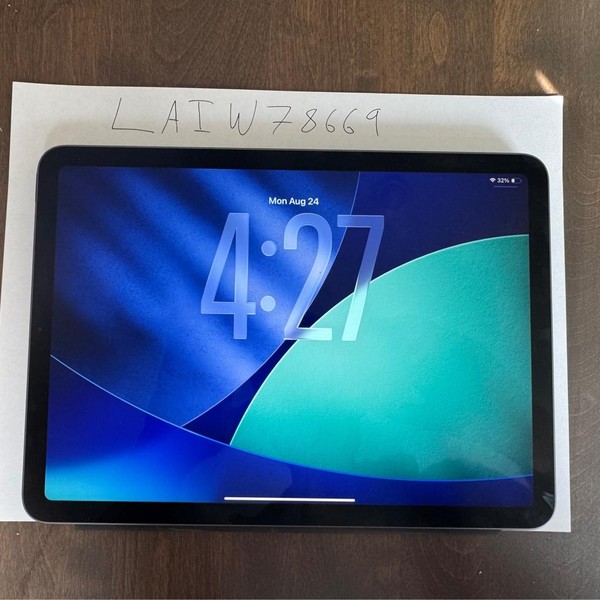 Apple iPad Air (4th Gen) - Wi-Fi, 64 GB, Gray, A2316