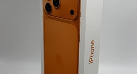 New
													Apple iPhone 17 Pro Max - Unlocked, Cosmic Orange, 512 GB, A3257, photo 2 of 5