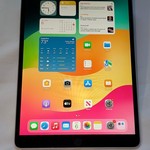 Good Apple iPad Pro 10.5 inch - T-Mobile, 64 GB, Gray