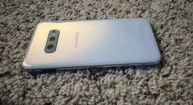 Good
													Samsung Galaxy S10e - Unlocked, White, 128 GB, 6 GB, SM-G970U1, photo 4 of 8