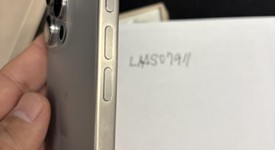 Mint
													Apple iPhone 15 Pro - Unlocked, Natural, 256 GB, A2848, photo 4 of 15