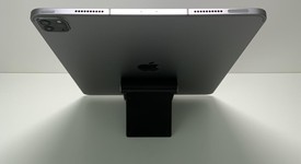 Good
													Apple iPad Pro 12.9" 6th Gen 2022 - Unlocked, Gray, 256 GB, photo 4 of 7