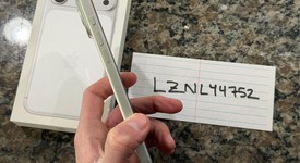 Good
													Apple iPhone 17 Pro Max - Unlocked, Silver, 2 TB, A3257, photo 3 of 7